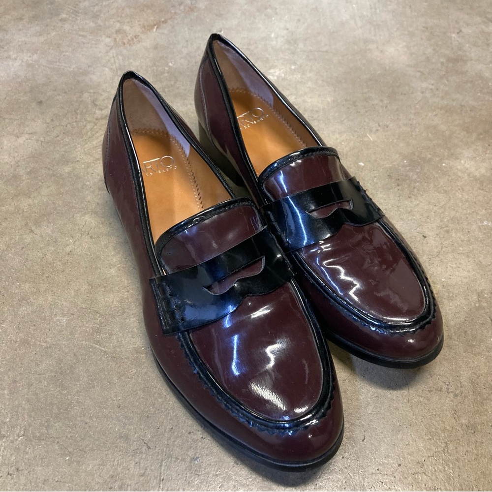 FRANCO SARTO Women’s Burgundy Leather Loafers Size 7.5